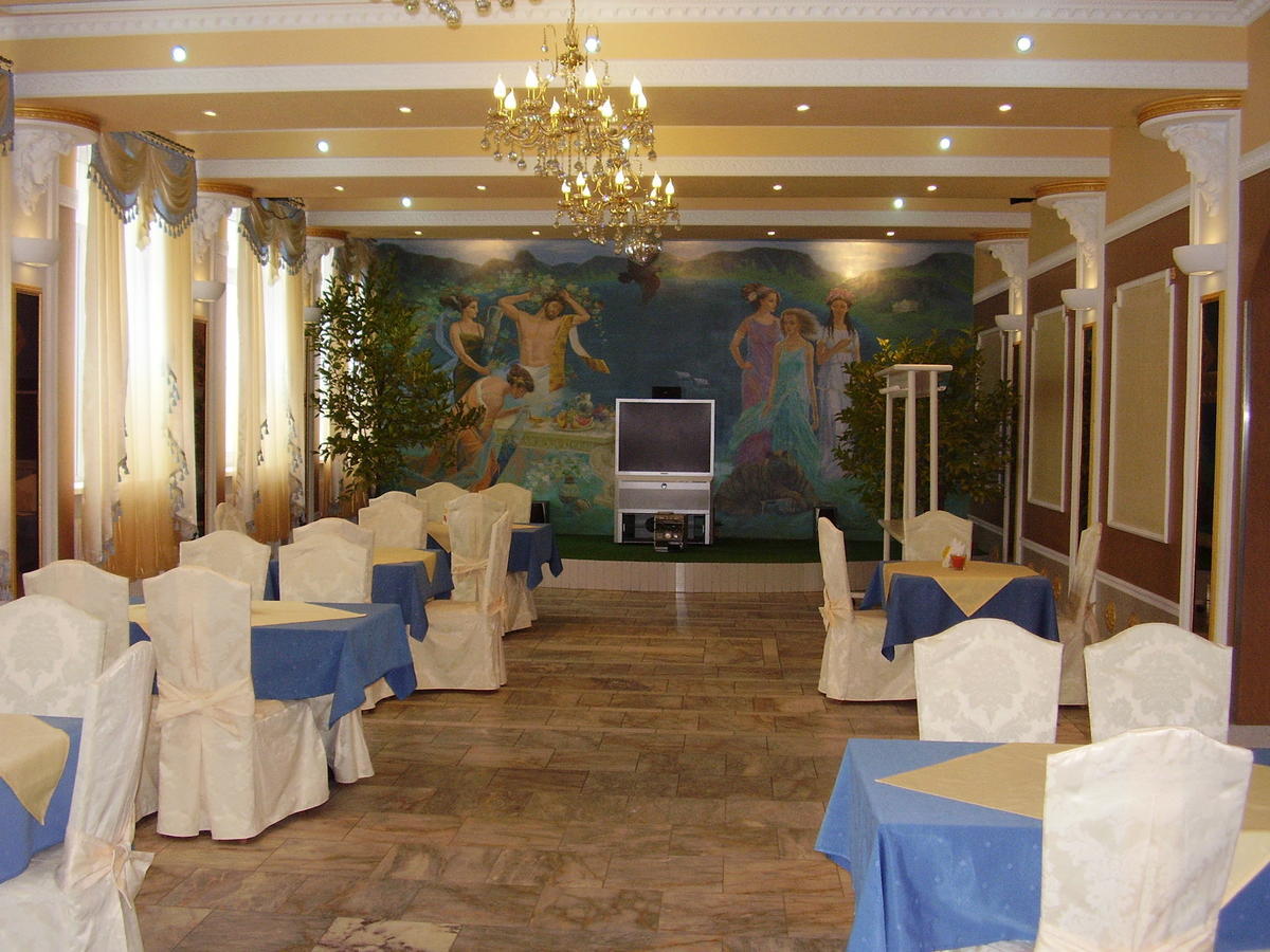 Prezident Hotel Dilove Exterior foto