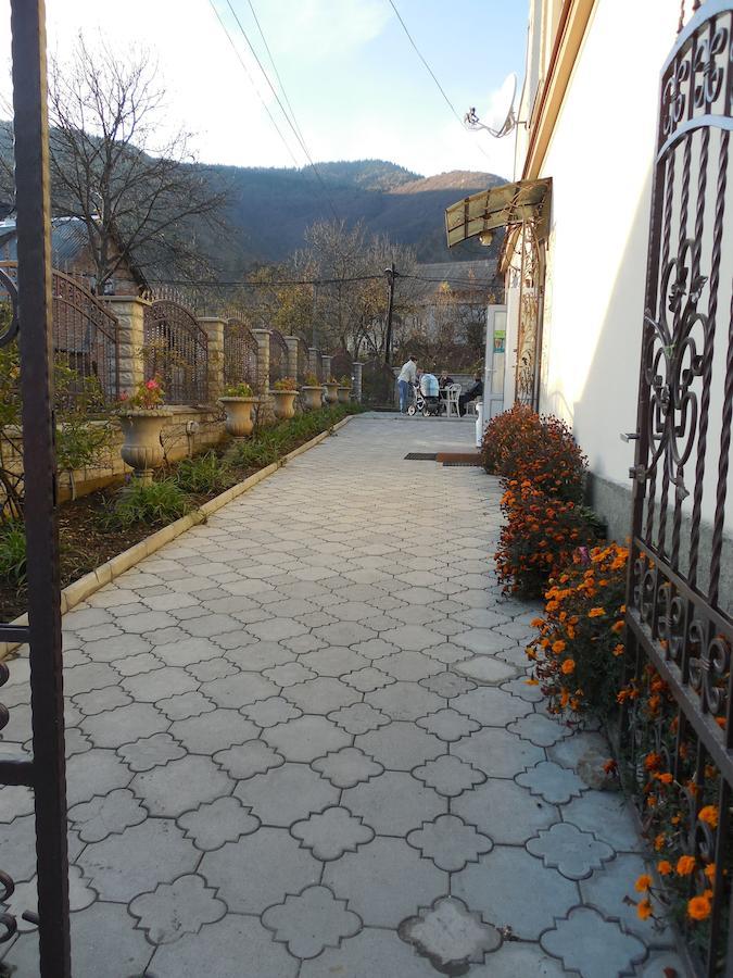 Prezident Hotel Dilove Exterior foto