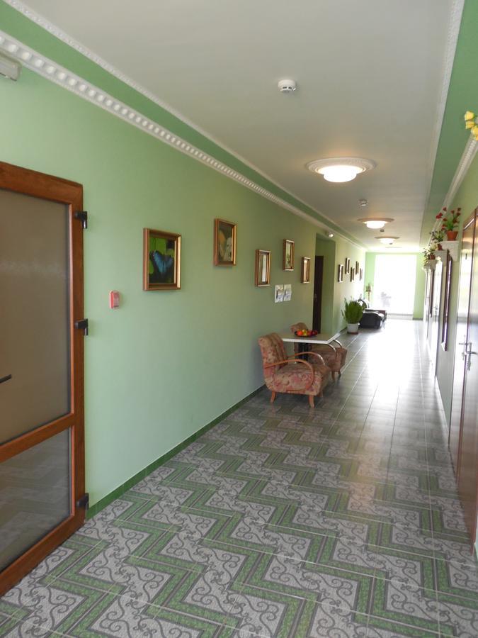 Prezident Hotel Dilove Exterior foto
