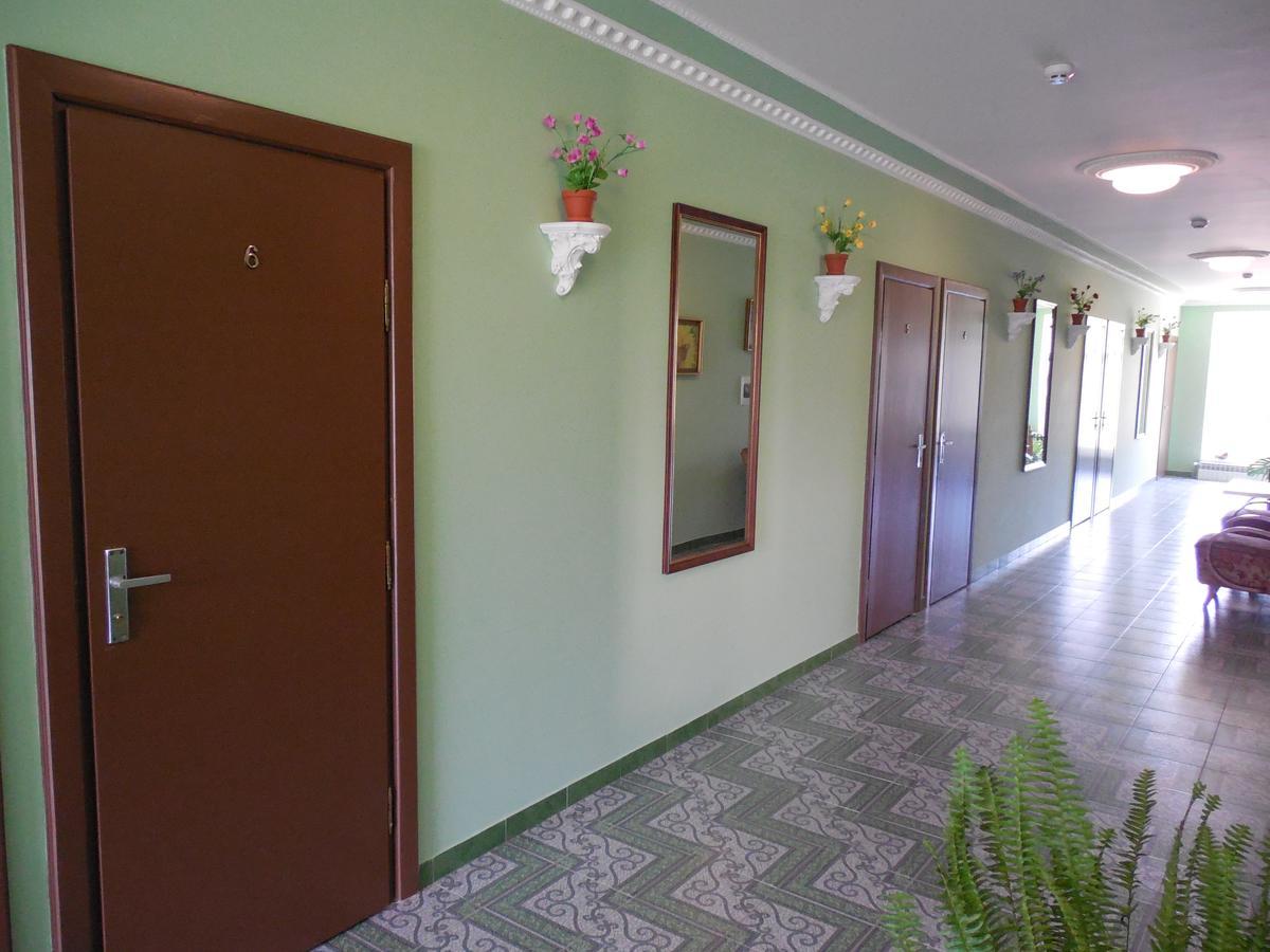 Prezident Hotel Dilove Exterior foto