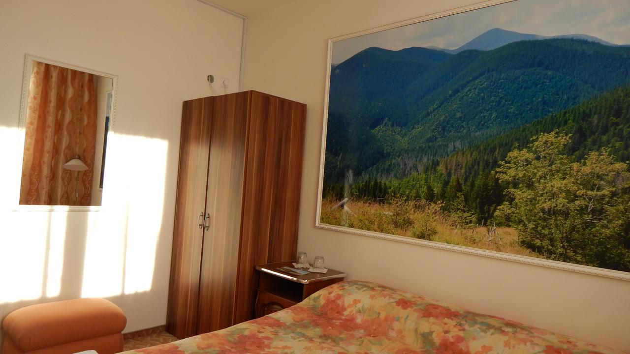 Prezident Hotel Dilove Exterior foto